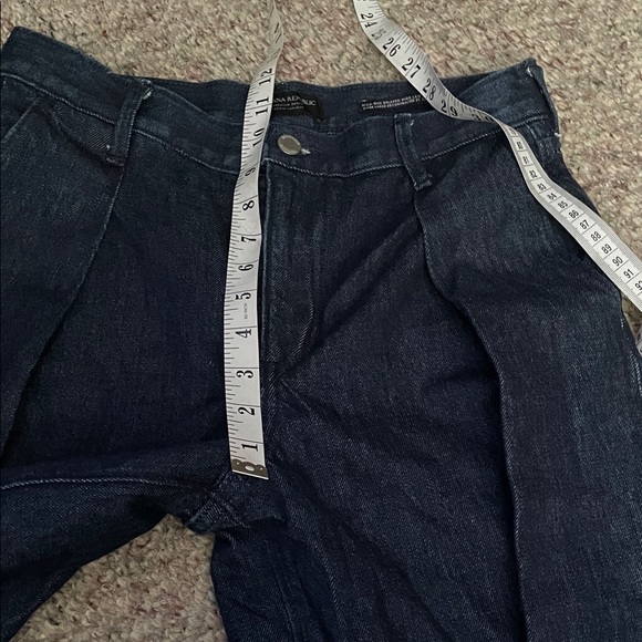 Banana Republic Wide-Leg Denim high rise pleated jeans - Picture 5 of 8